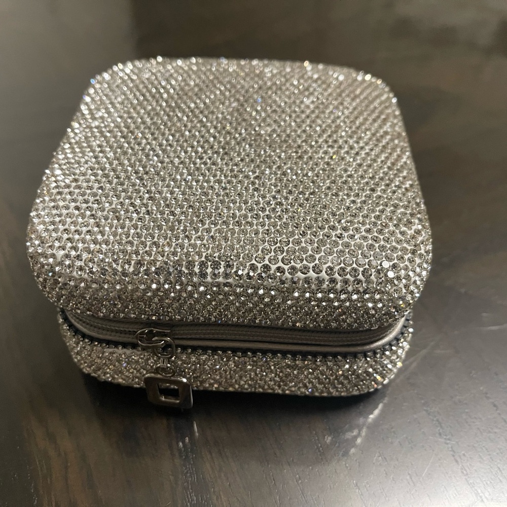 AKIRA Silver Rhinestone Box